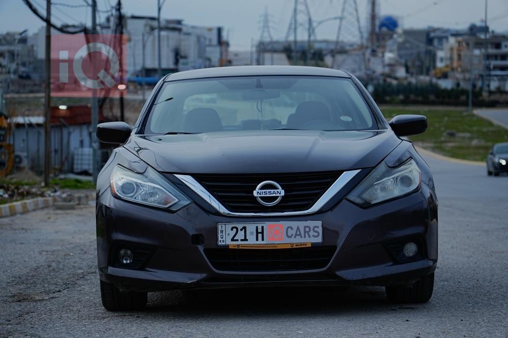 نيسان ألتيما